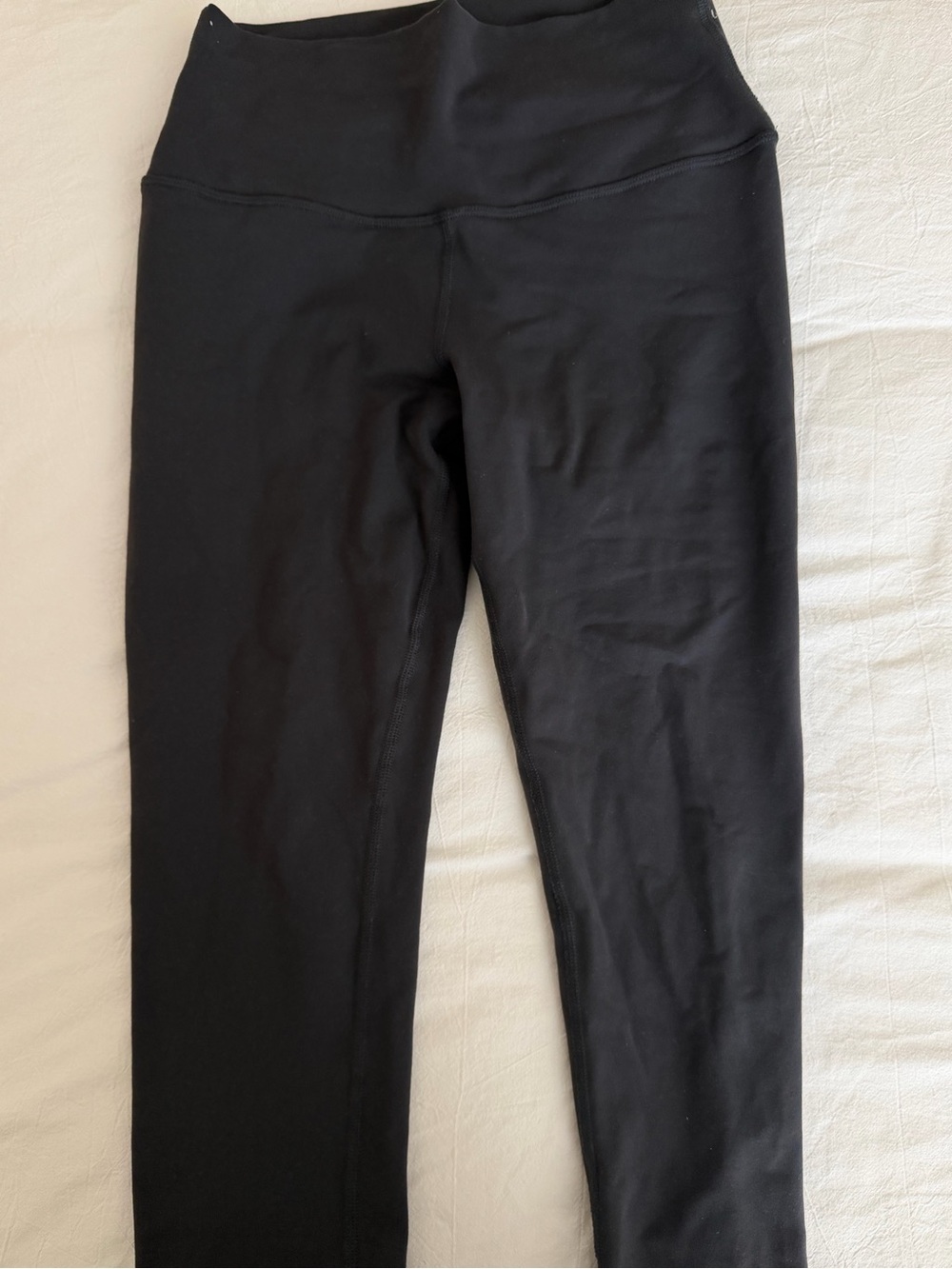 Alo Dark Grey Leggings - Sleek Stretch Performance Bottoms - Picture 2 of 5